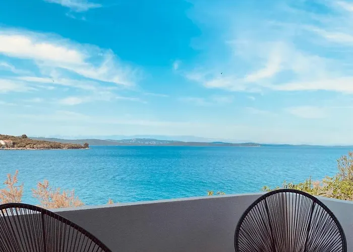 Апартаменты Lara Zman